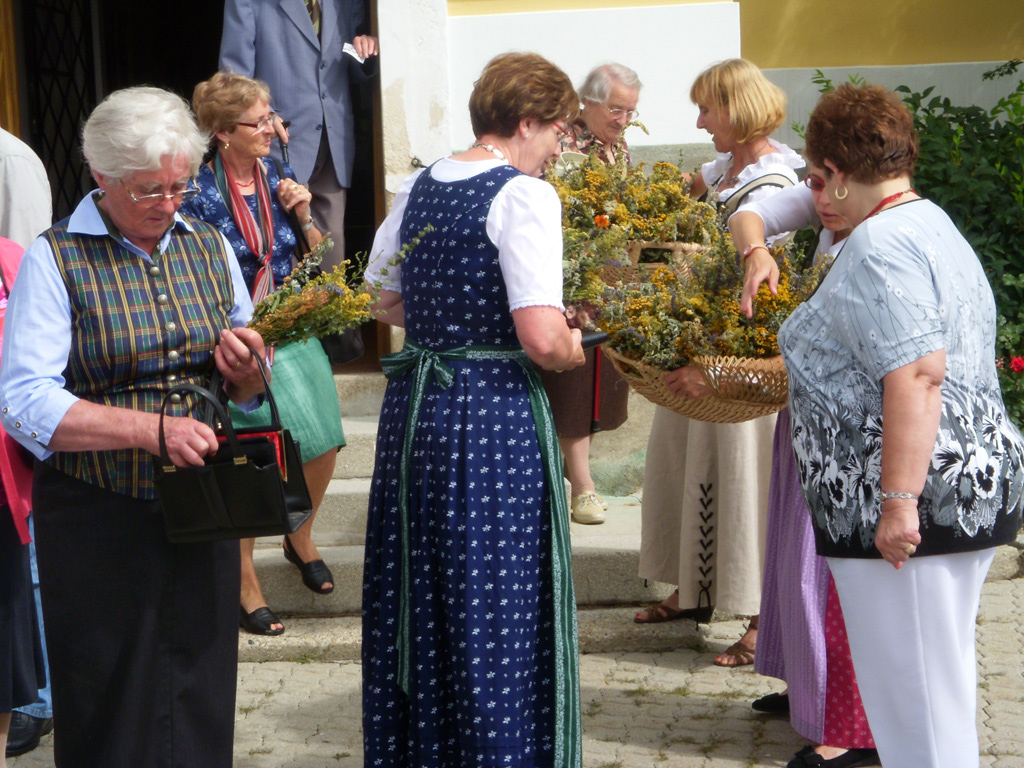 Kraeutersegnung_2010_04