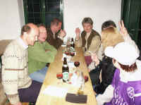 maibaum_aufstellen15.jpg (41108 Byte)