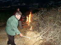 sonnwendfeier_2003_29.jpg (41364 Byte)