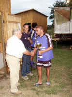 fussballturnier_030830_019.jpg (38352 Byte)