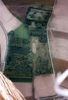 luftaufnahme_fischteich_sca.jpg (29604 Byte)