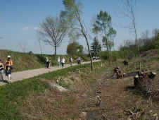 fruehjahrswanderung_2002-7.jpg (49360 Byte)